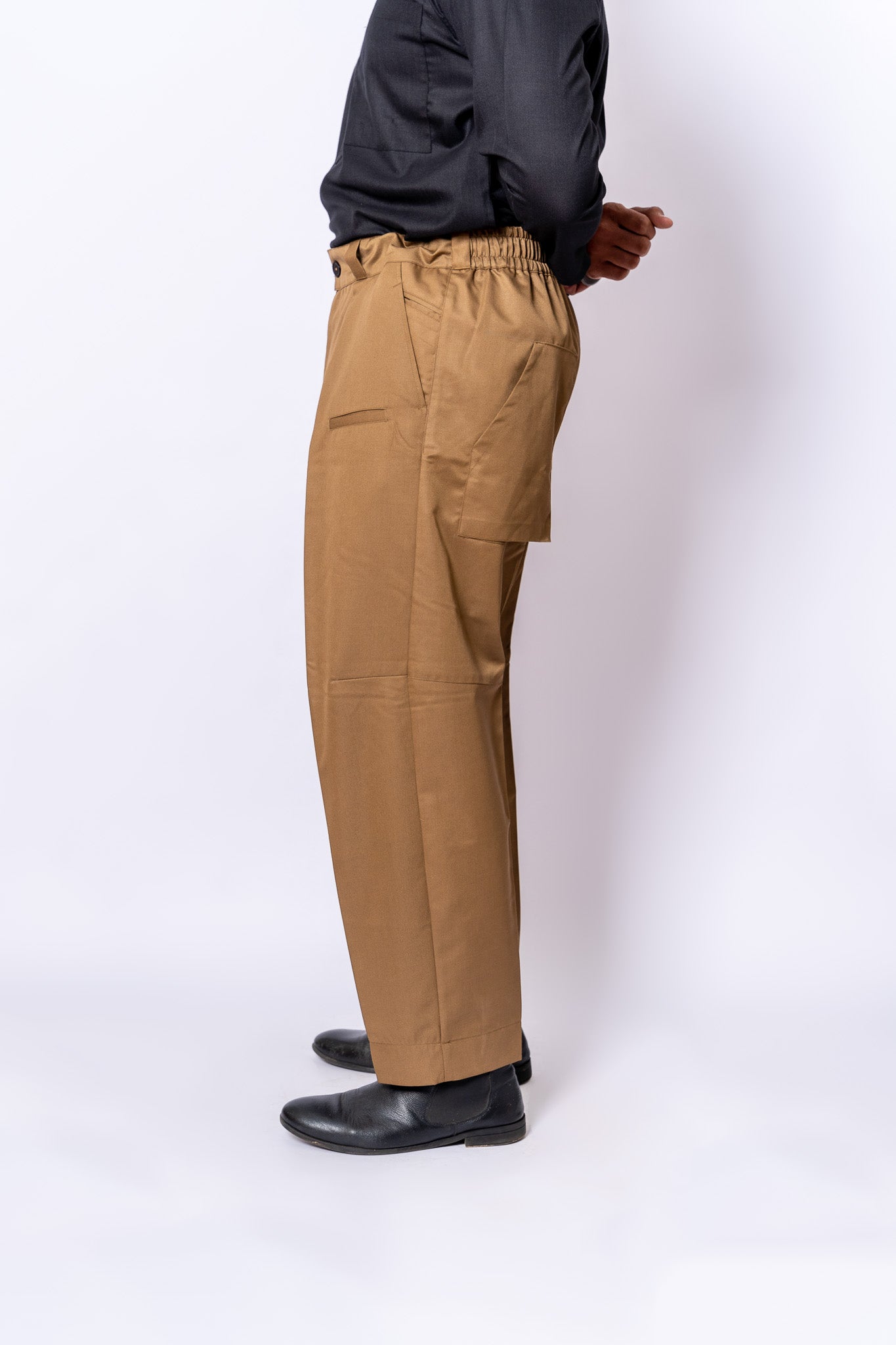 Buy Breakbounce Dark Khaki Regular Fit Cotton Cargo Pants for Men Online   Tata CLiQ